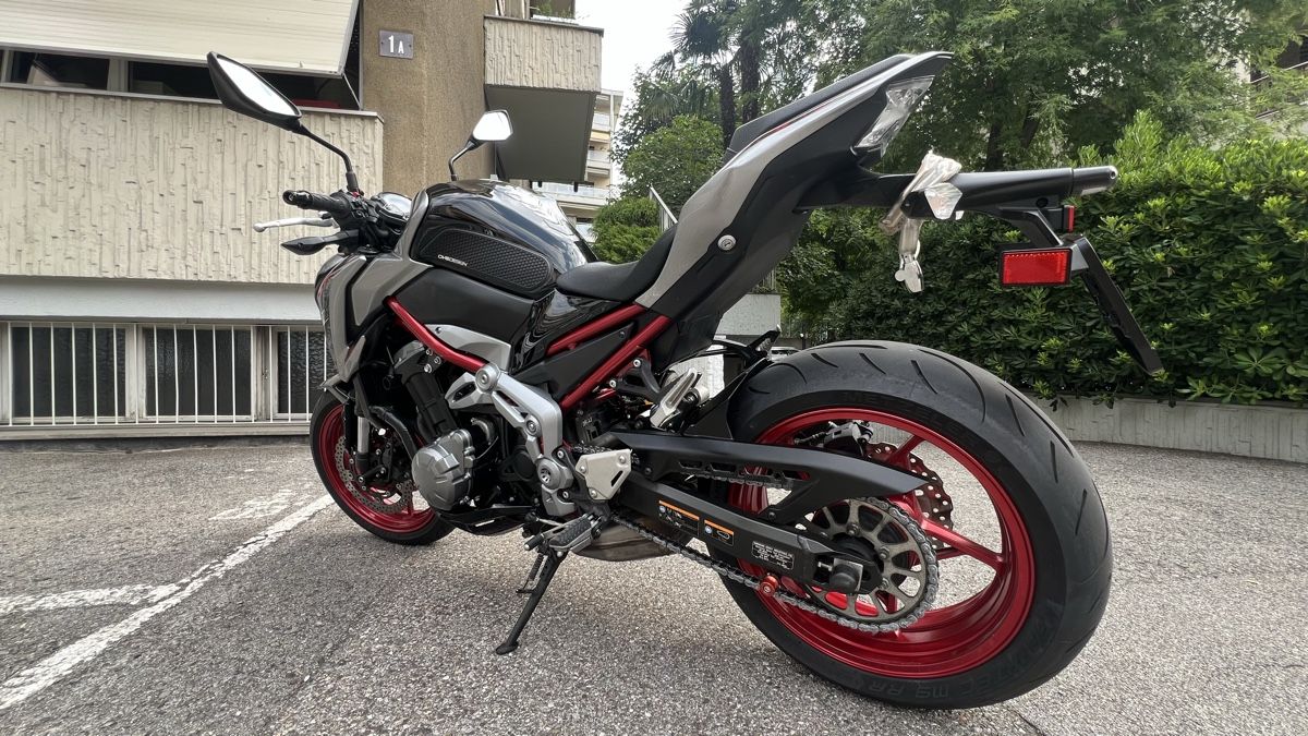 Kawasaki Strasse: Kawasaki Z900 ABS 35 kW – Gebraucht aus Lugano von Ricky29 5