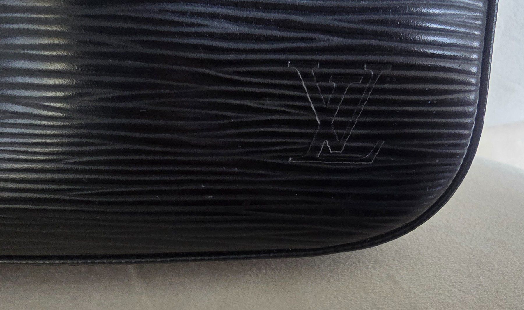 Louis Vuitton Borse da donna: Louis Vuitton Abendtasche – Usato da Wilen b. Wollerau venduto da Urmel50 1