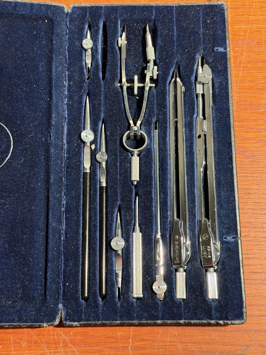 Messen: Kern drawing instrument set in case good condition – Gebraucht aus Lausanne von artnouveau05 1