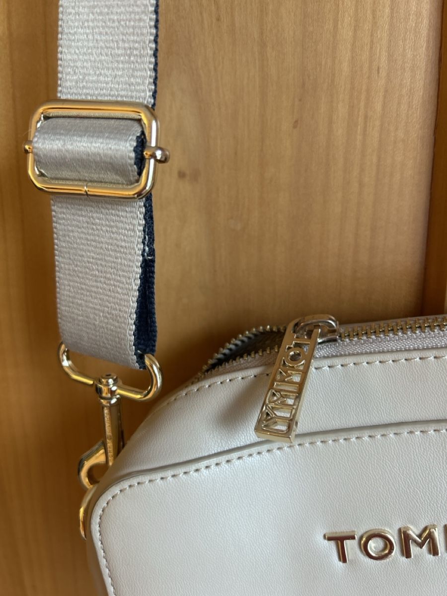 Tommy Hilfiger Borse da donna: Beige Tommy Hilfiger Tasche – Usato da Adlikon b. Regensdorf venduto da Huegeler 2
