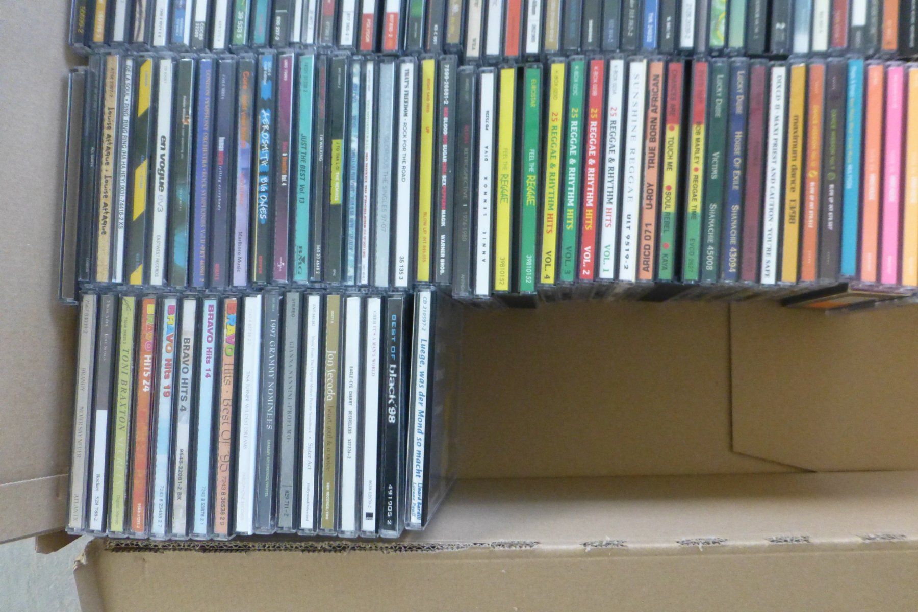 CD: Schachtel voller CD über 100 Stk. – Usato da Grenchen venduto da Bobatsch 2