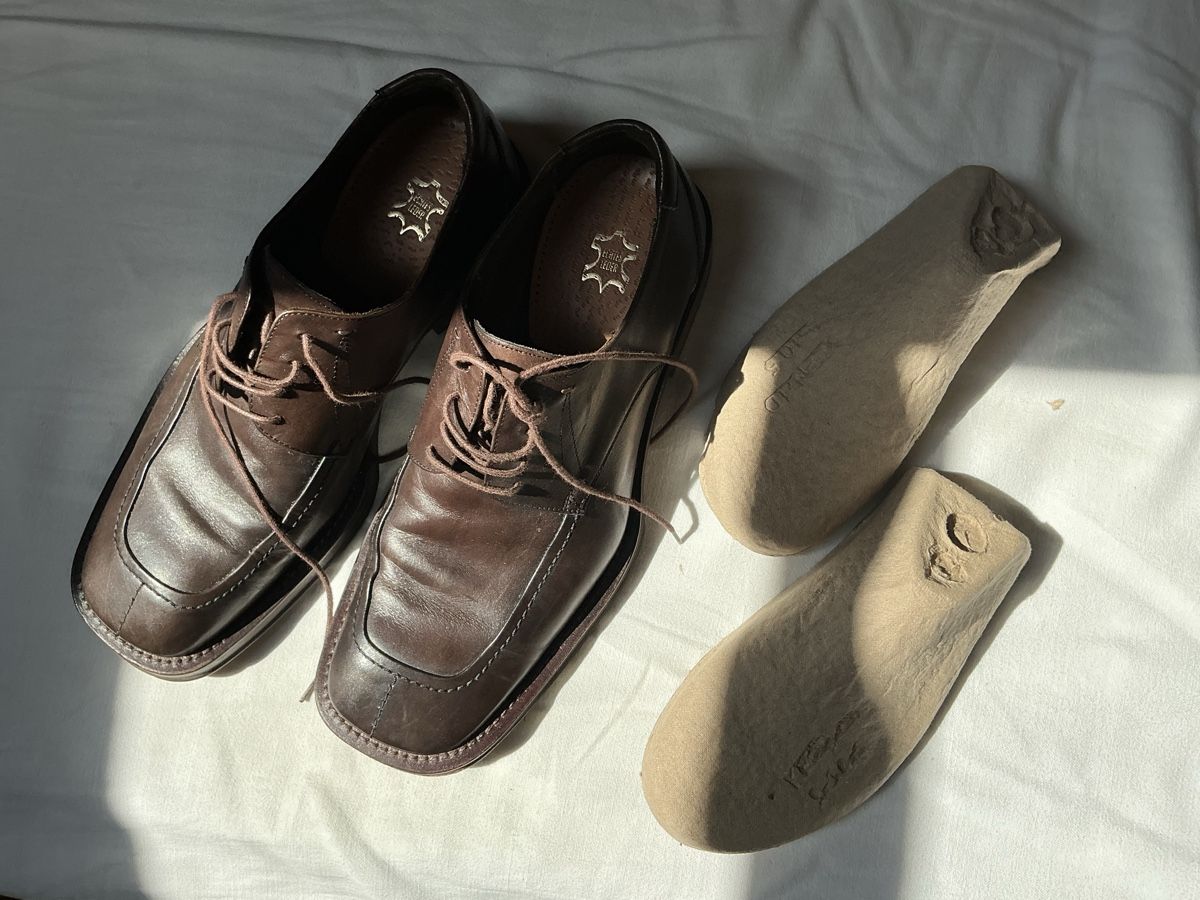 Scarpe da uomo: Lederschuh Handmade Grösse 7.5 bzw. 41-42 – Usato da Rafz venduto da Cugnauls 1