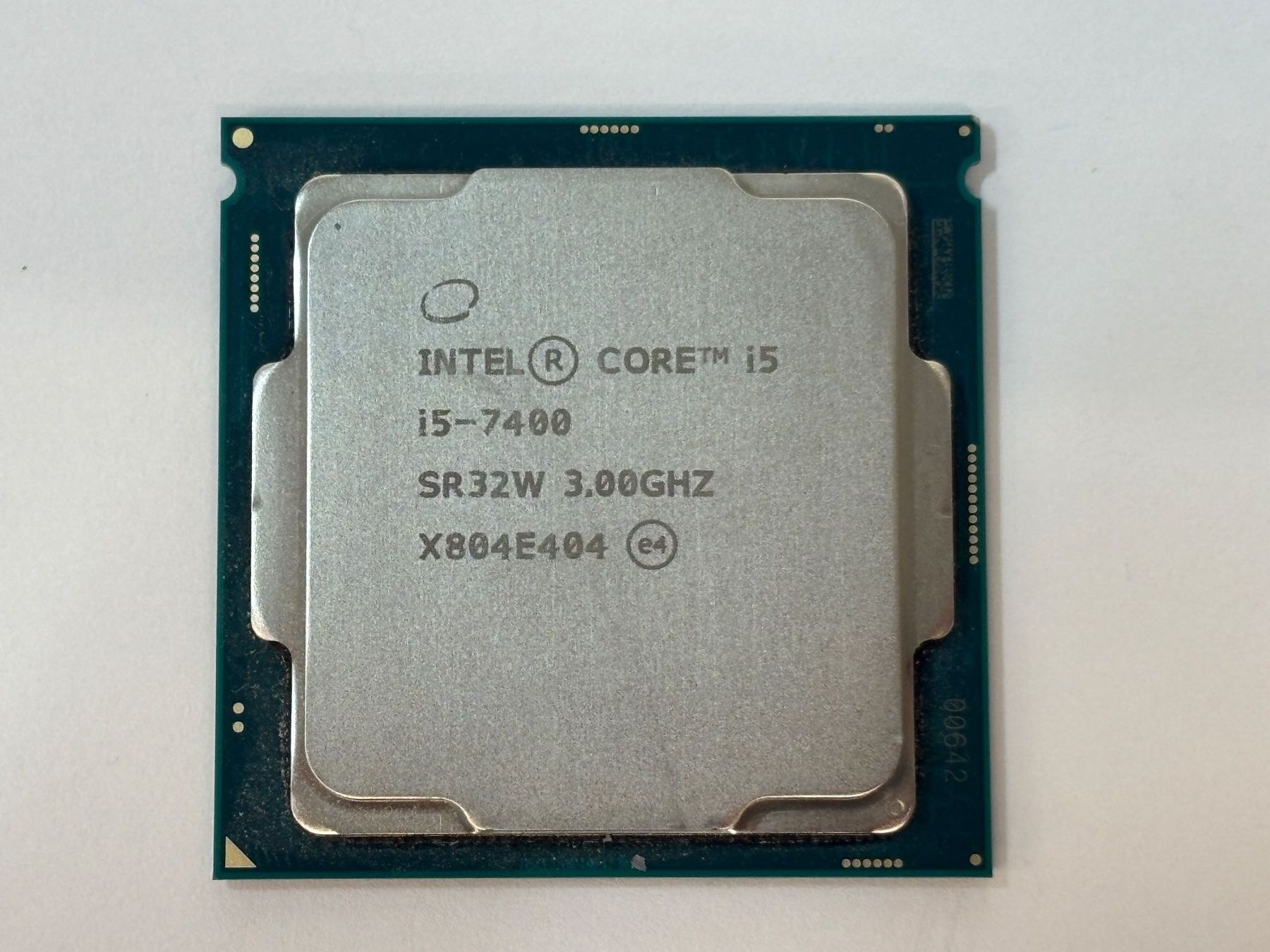 Intel Componenti elettronici: CPU Intel Core i5-7400, 6 MB Cache, 3.50 GHz – Usato da Lachen SZ venduto da alcom-electronics
