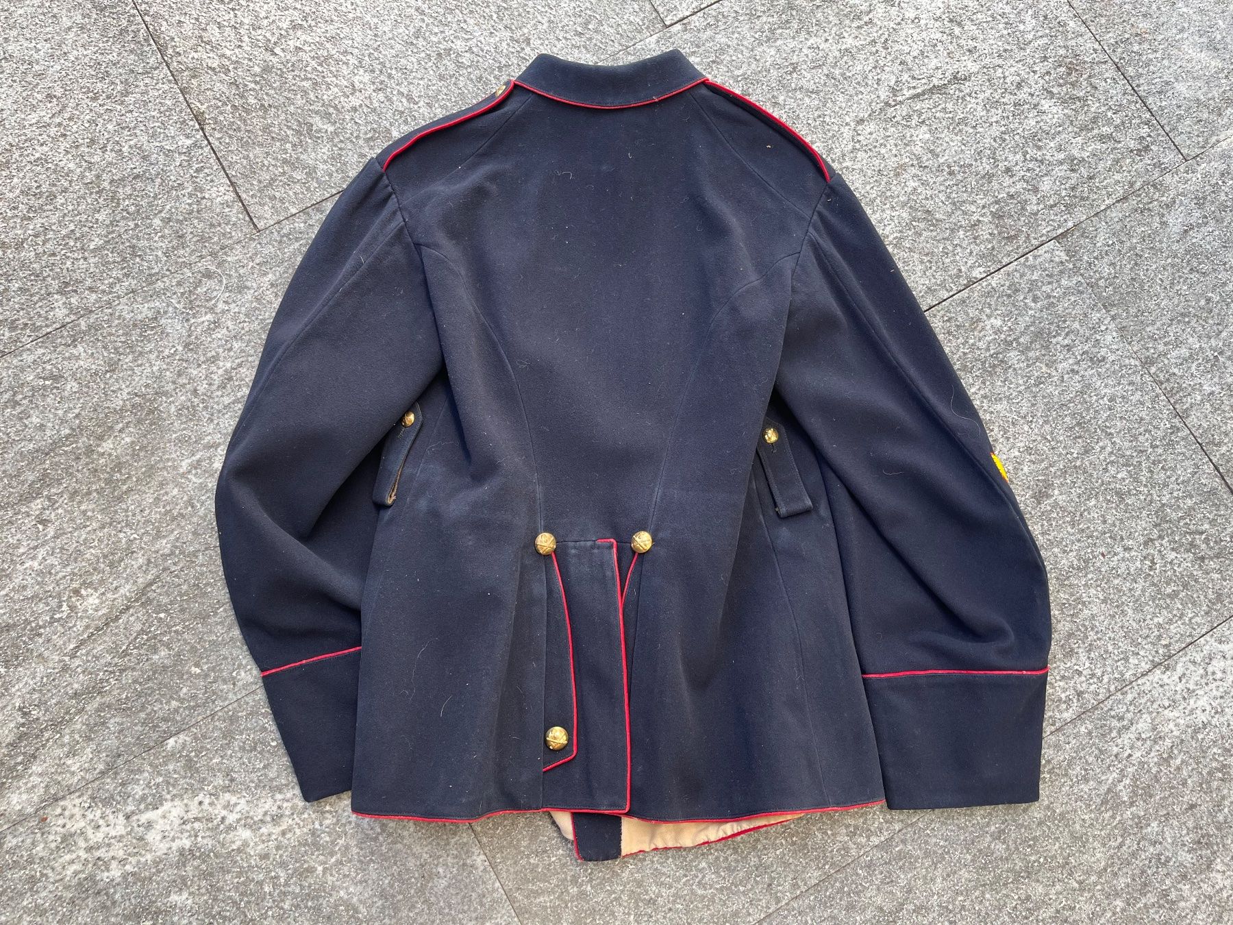Schweizer Armee Uniformi: Uniform Antik WW1 – Usato da Bottmingen venduto da Puffsack 1