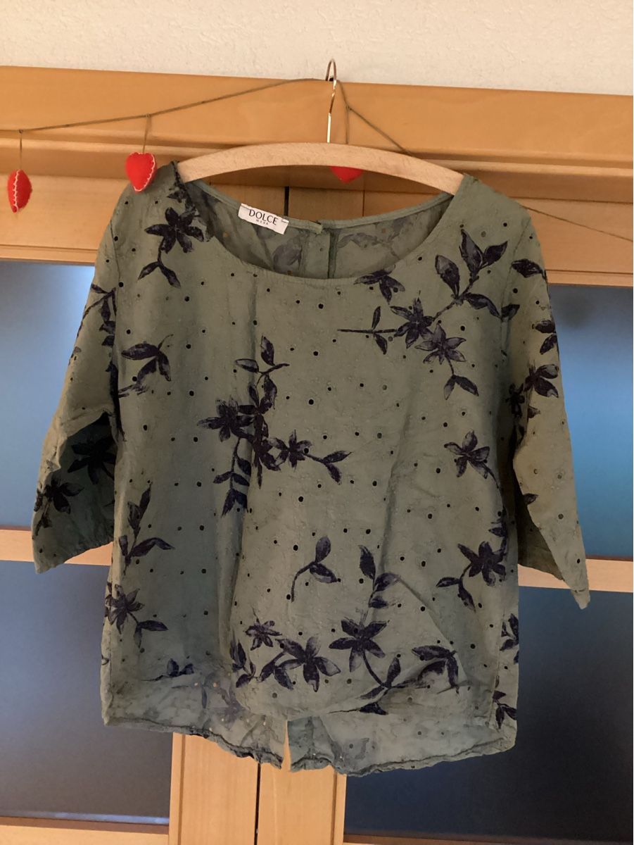 Camicette: Chemise 100% coton avec boutons dans le dos – Usato da Pomy venduto da Pomnath
