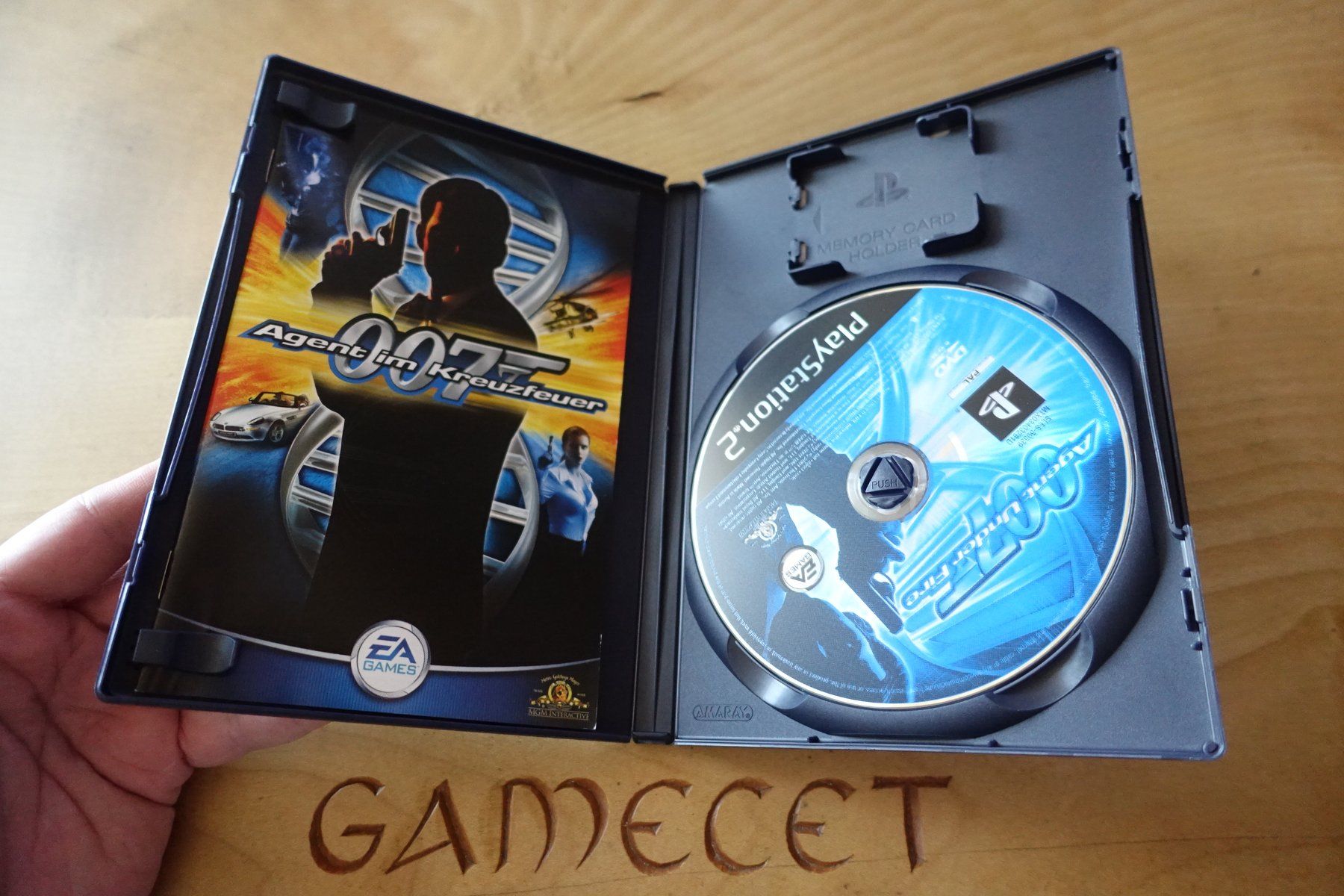 Sony Spiele: James Bond 007 ... Agent im Kreuzfeuer – Gebraucht aus Steinach von  3