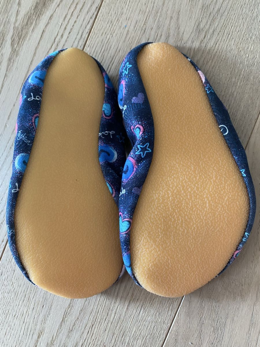 Scarpe per ragazzi: Turntäppeli, Gymnastikschuhe Gr. 31 – Usato da Lachen/SZ venduto da Flower2 1