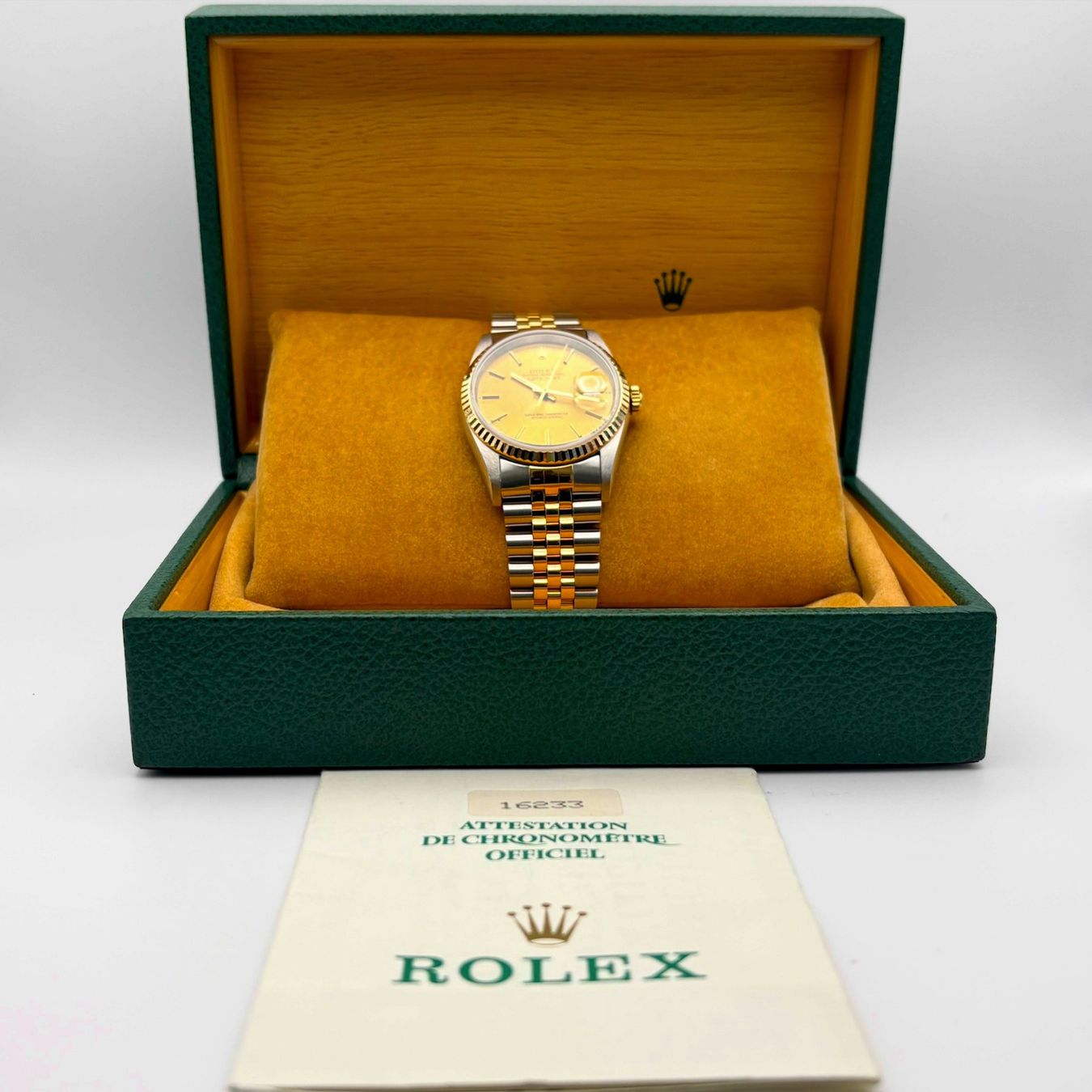 Rolex Orologi: Rolex Datejust 36 mit Box und Papieren – Usato da Tuttwil venduto da watchmaster2025 1