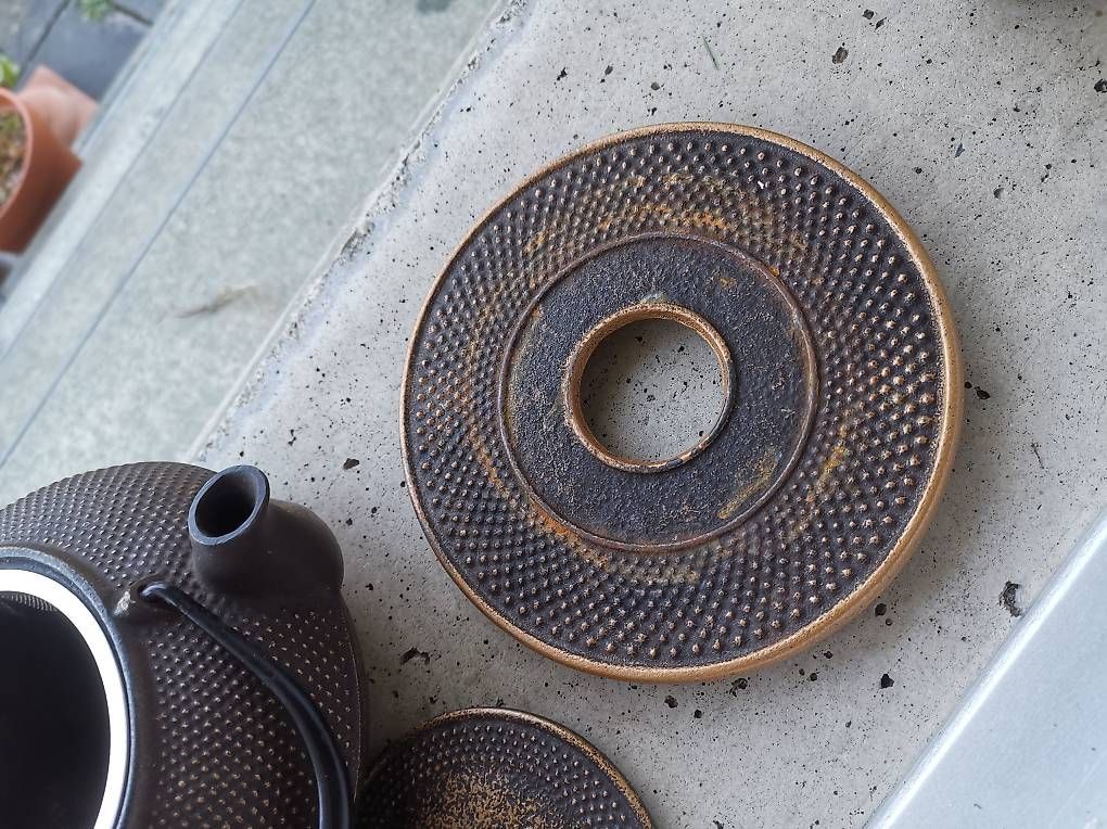 Teekannen: Teekanne Krug mit Tasse – Gebraucht aus Luzern von Nad_vintage 1