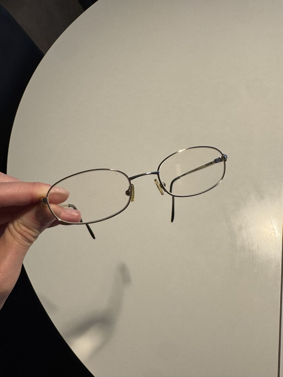 Valentino Brillen & Gläser: Valentino Brille, leicht und elegant! – Gebraucht aus Arbon von leu_g29t