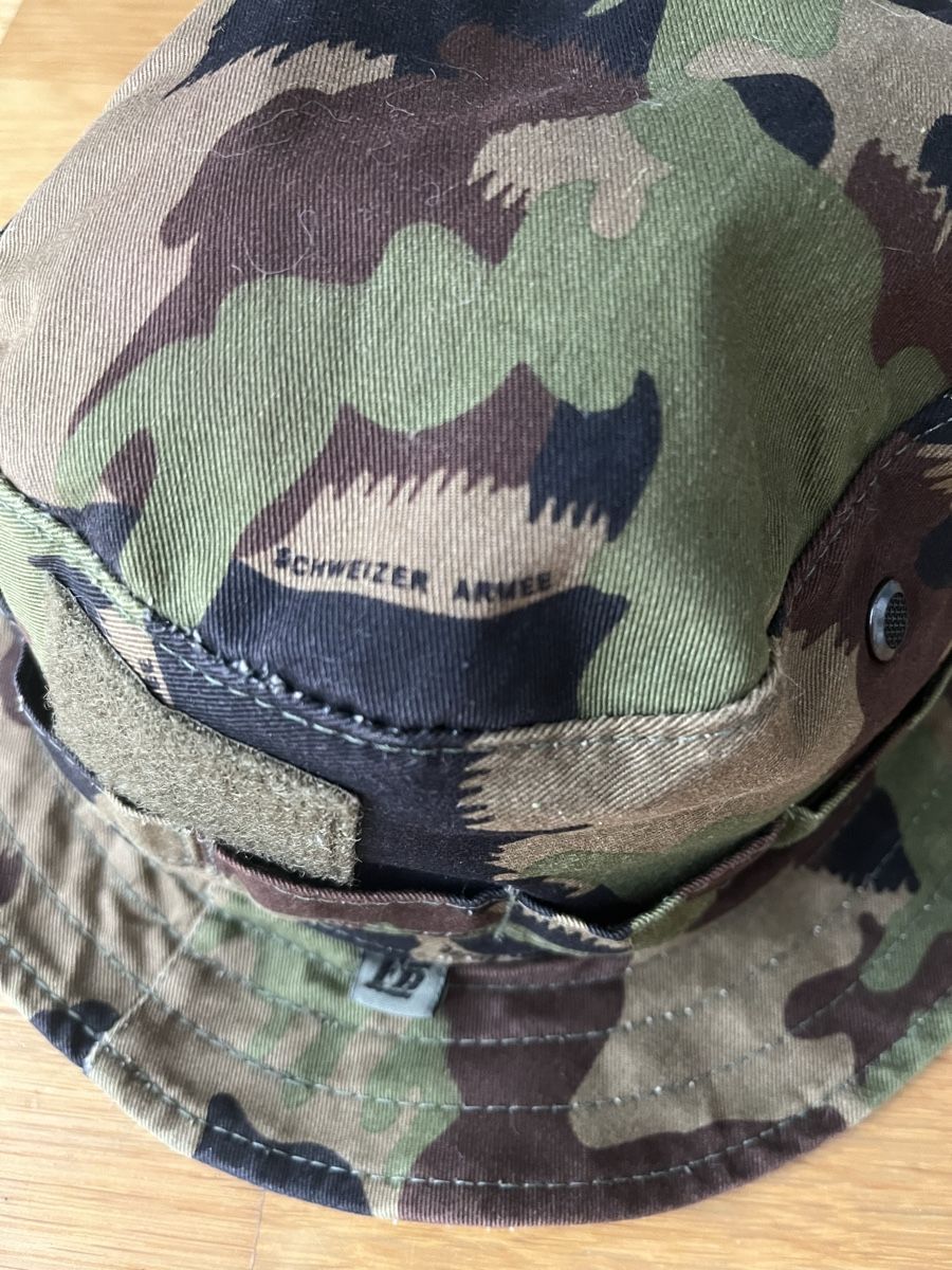 Schweizer Armee Copricapi, berretti & cappellini: Militär Hut – Usato da Hindelbank venduto da Michu-94 1