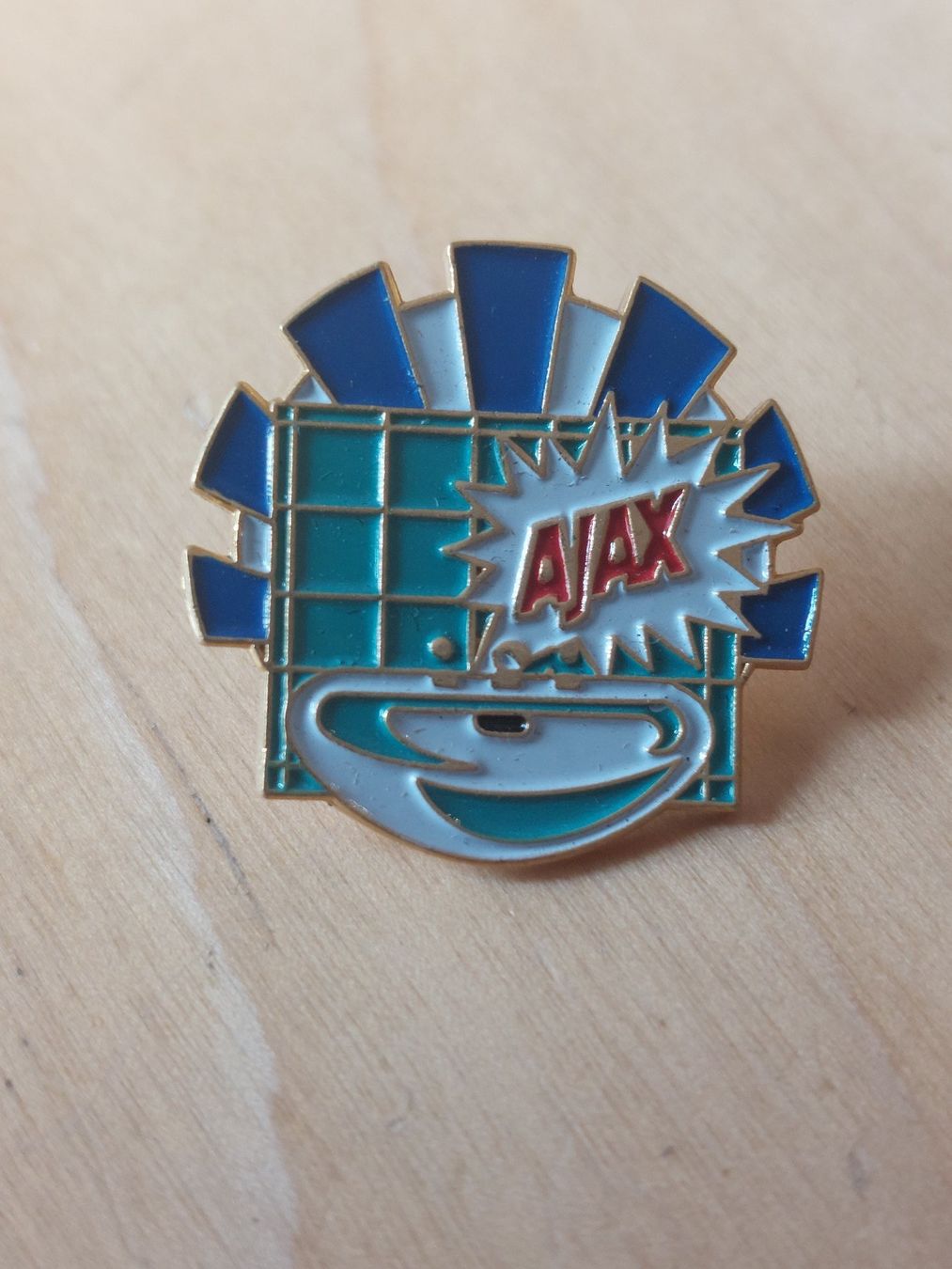 Placchette & Badge: AJAX - PIN – Usato da Gipf - Oberfrick venduto da Esnoopy 5