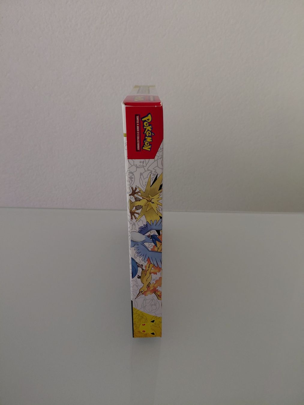 Pokémon Sammelbilder & Trading cards: Collection Poster Pokémon 30 ans Fr – Neu und originalverpackt aus YVERDON-LES-BAINS von Tony-no 5