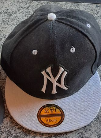 Cap New York Yankees Grösse 58cm schwarz/weiss