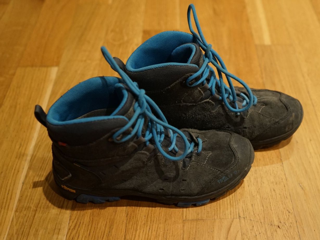 Schuhe für Jungen: WasserdichteTrollkids Wanderschuhe Gr. 37 – Gebraucht aus Baar von snollub 1