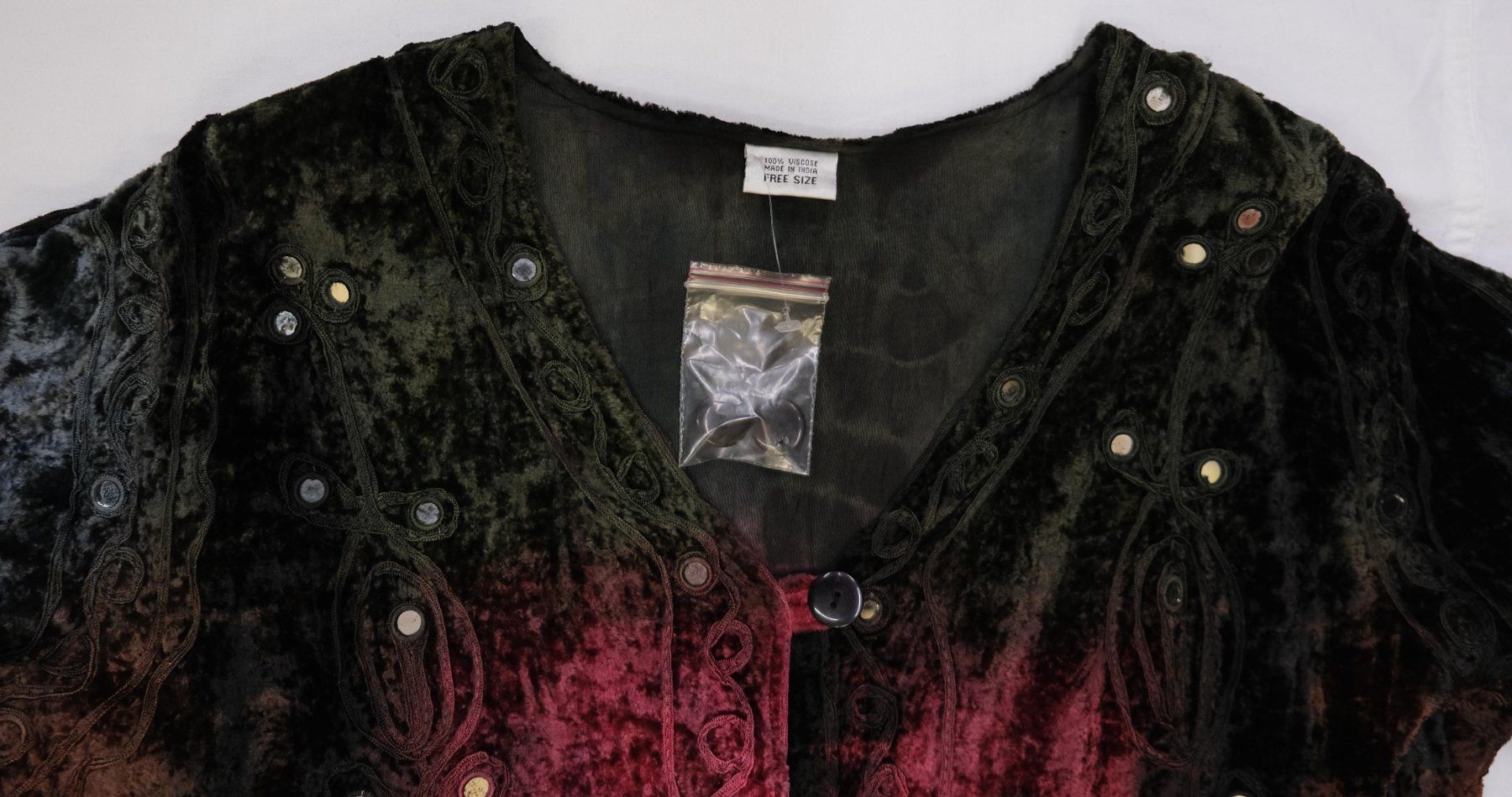 Jacken: Hippie Samt Jacke mit Spiegelchen, Grösse XL – Neu (gemäss Beschreibung) aus Zürich von Masala-Oase 1