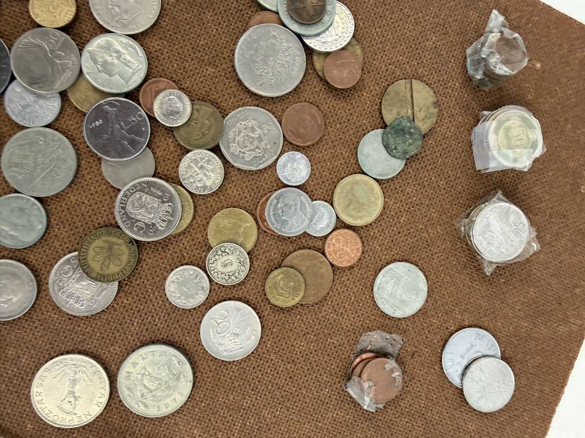 Tutti le monete: Collection de pieces de monnaie diverses  – Usato da montreux venduto da Always-Good 8