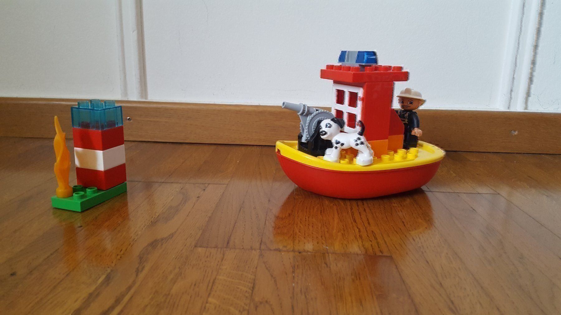 Lego Spielzeuge: Lego Duplo Feuerwehrboot 10591 – Gebraucht aus Wittenbach von Gugielmo