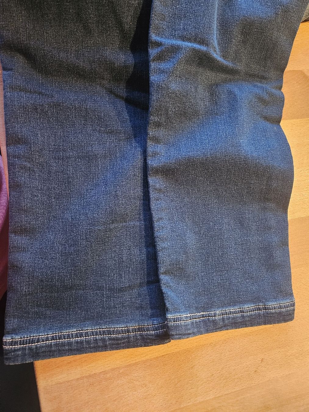 Jeans: Neue Driver Jeans Grösse 32 – Nuovo e nell'imballaggio originale da Spiez venduto da ann_y7bb 4
