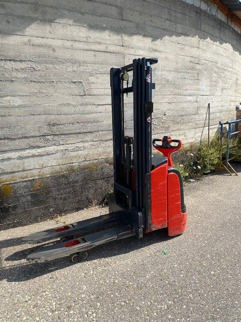 Linde Gabelstapler & Hubwagen: Linde L14 Triplex Deichselstapler / Ameise – Gebraucht aus Laufen von VERARMUS11 5