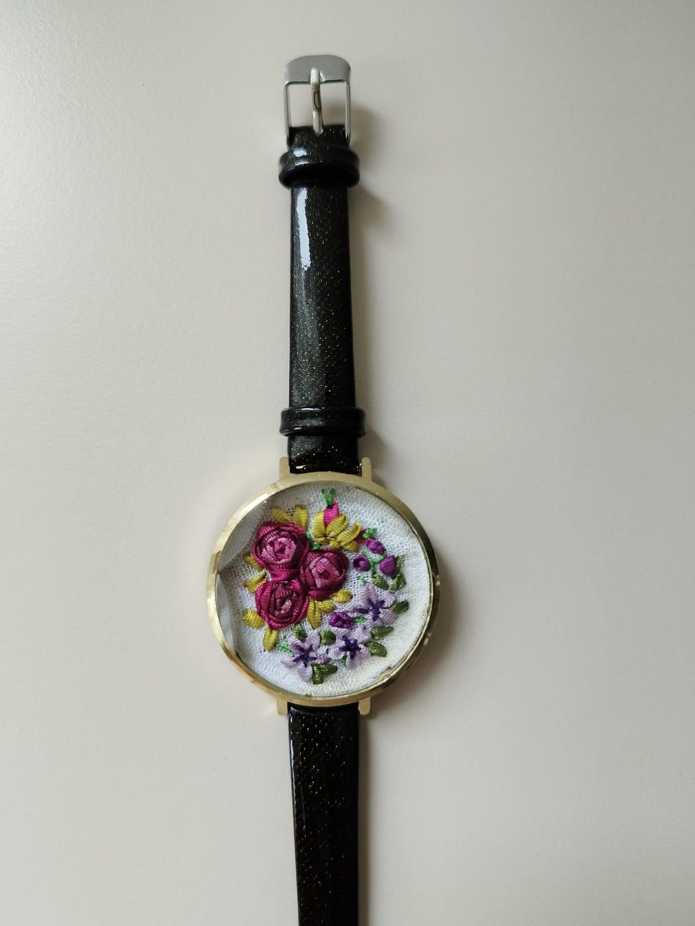 Bracciali & Braccialetti: Bracelet en forme de montre – Nuovo e nell'imballaggio originale da Arnex-sur-Orbe venduto da can_97vn 7