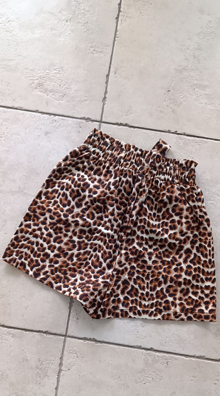 Pantaloni: SHORT AMISU LÉOPARD 34 – Nuovo (secondo la descrizione) da Sierre venduto da shirley04 2