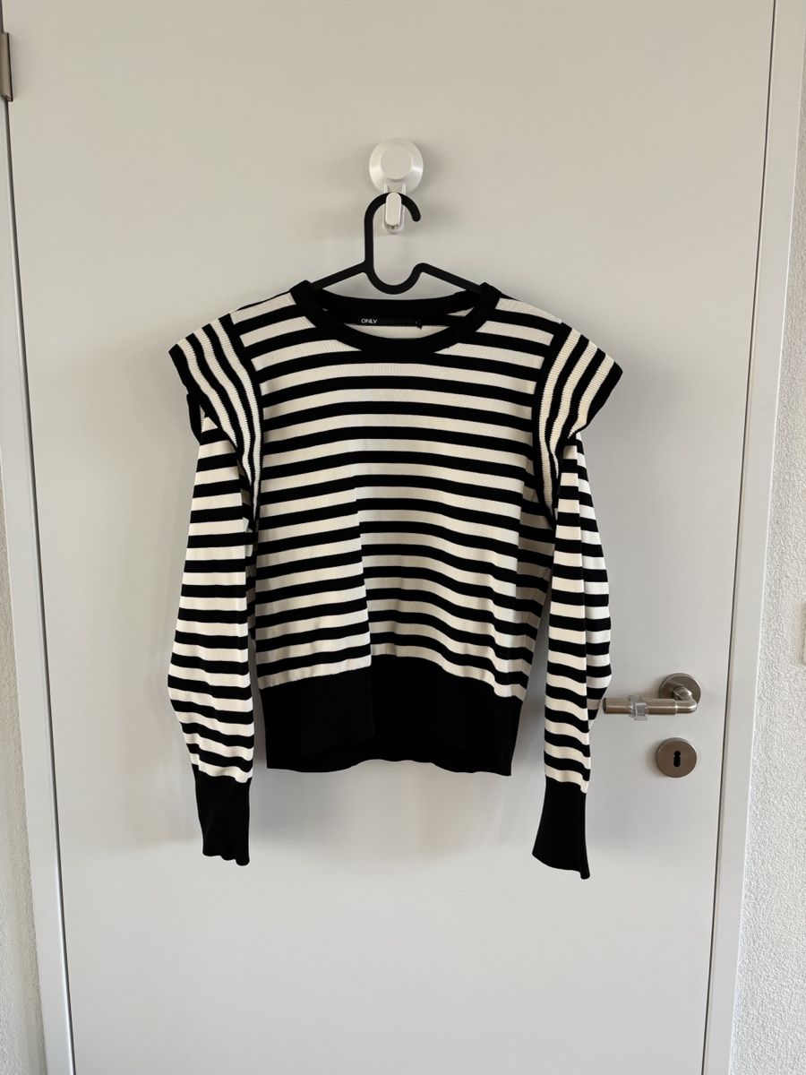 Only Maglioni & Felpe: Schicker ONLY Pullover mit Streifen – Nuovo (secondo la descrizione) da Glattpark(Opfikon) venduto da rue_9c5p