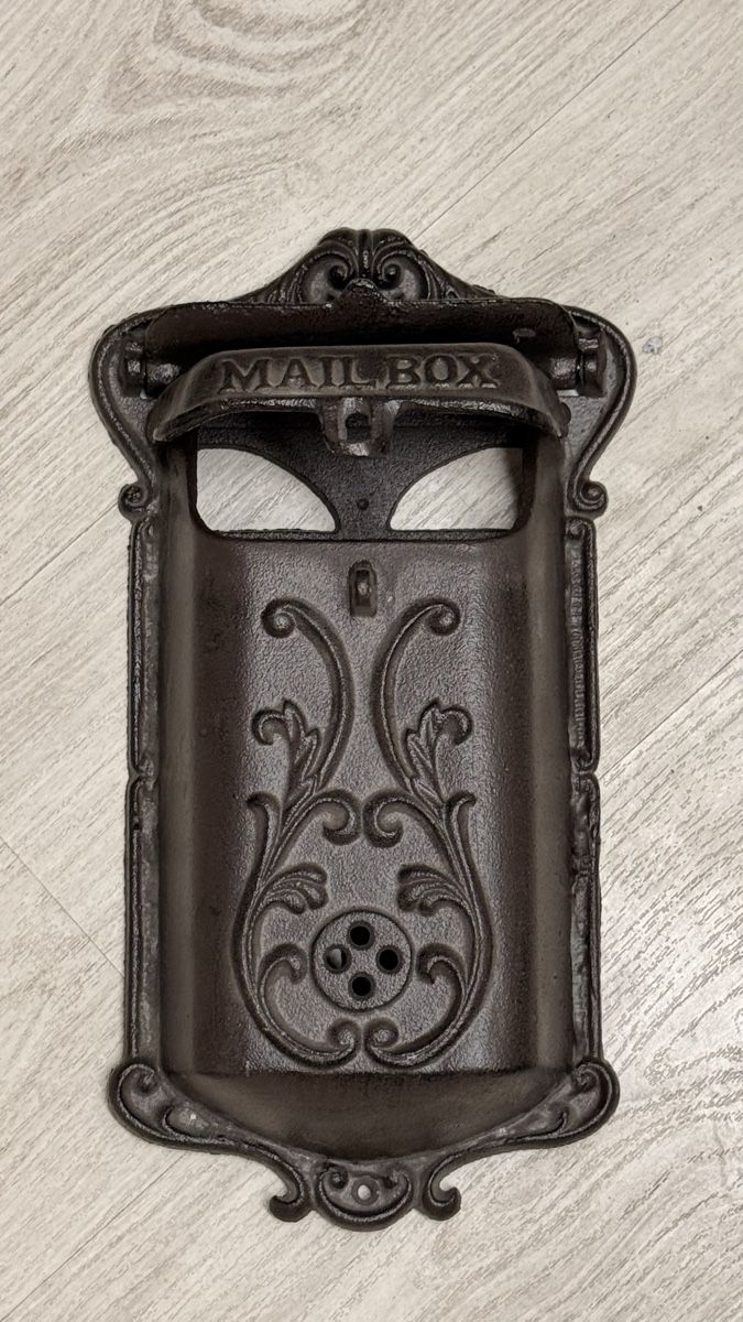 Altro per la casa: Massiver Gusseisen-Briefkasten | British Vintage Stil | 5 kg – Usato da Jonen venduto da BMWE369 1