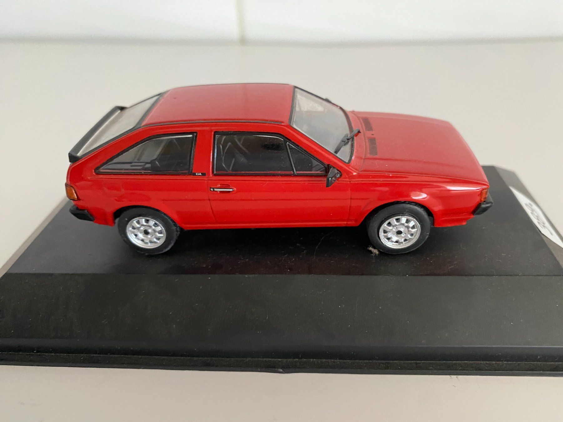 Volkswagen Modellini d'auto: Volkswagen VW Scirocco GTi 1981 1-43 389 – Usato da Männedorf venduto da toroloco1953 3