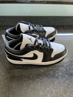 Air Jordan 1 Low Schwarz Weiss Turnschuhe Grösse EU 42