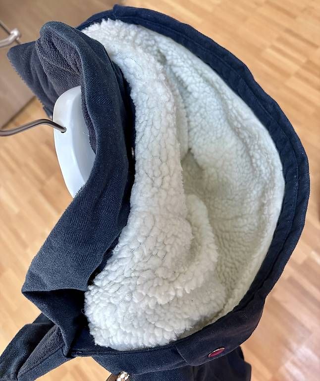 Giacche: Winterjacke – Usato da Rickenbach Sulz venduto da Erdbeertorte 2