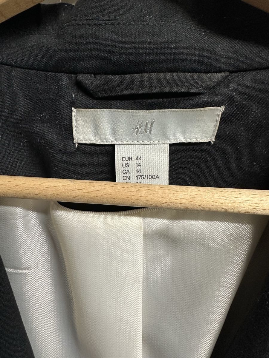 H&M Completi & Tailleur: Damen Blazer Grösse 44 – Nuovo (secondo la descrizione) da Bülach venduto da leide_29 1
