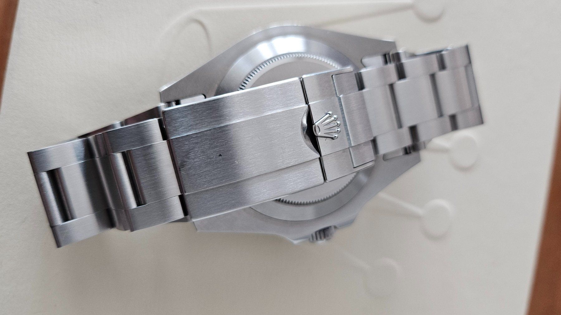 Rolex Orologi: Rolex Explorer 2 226570 JG 2023 Full Set – Usato da Uitikon Waldegg venduto da hddinu 3