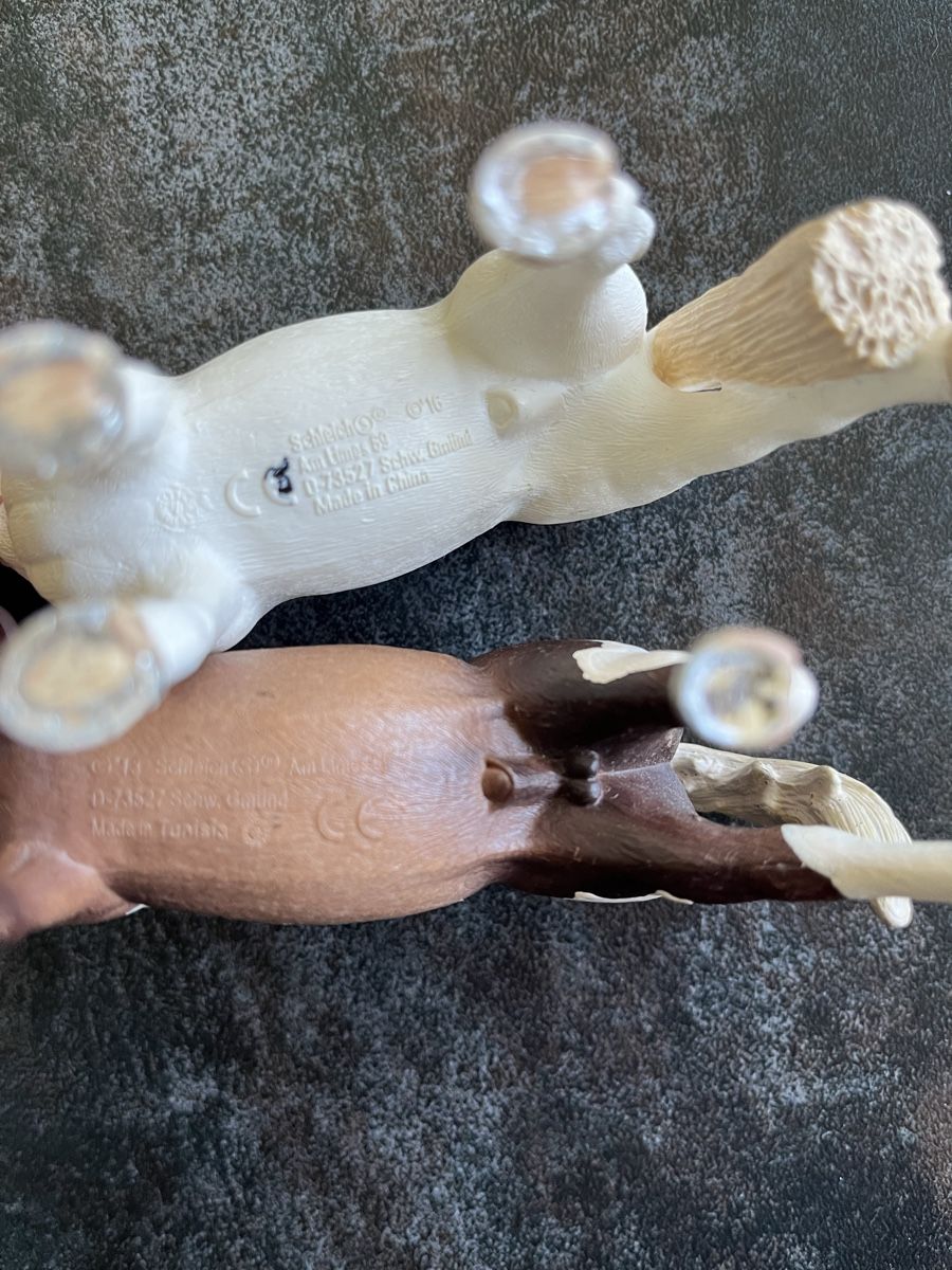 Schleich Giocattoli: Zwei Schleichpferde – Usato da Felsberg venduto da adrio 3