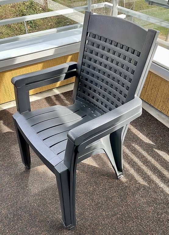 Set di tavolo e panche: Gartentisch 130x90 cm mit 4 Stühlen  – Usato da Zürich venduto da Rfigaro 1