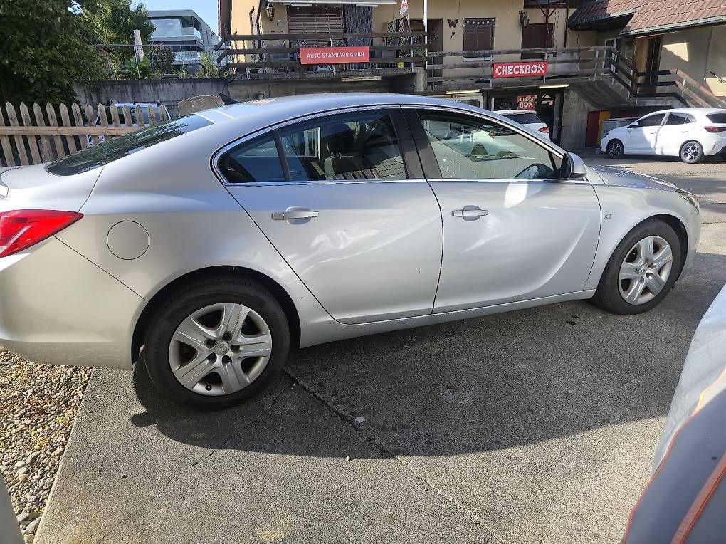 Automobili: Opel Insignia 2.0 Turbo – Usato da Jegenstorf venduto da adnanzuka 3