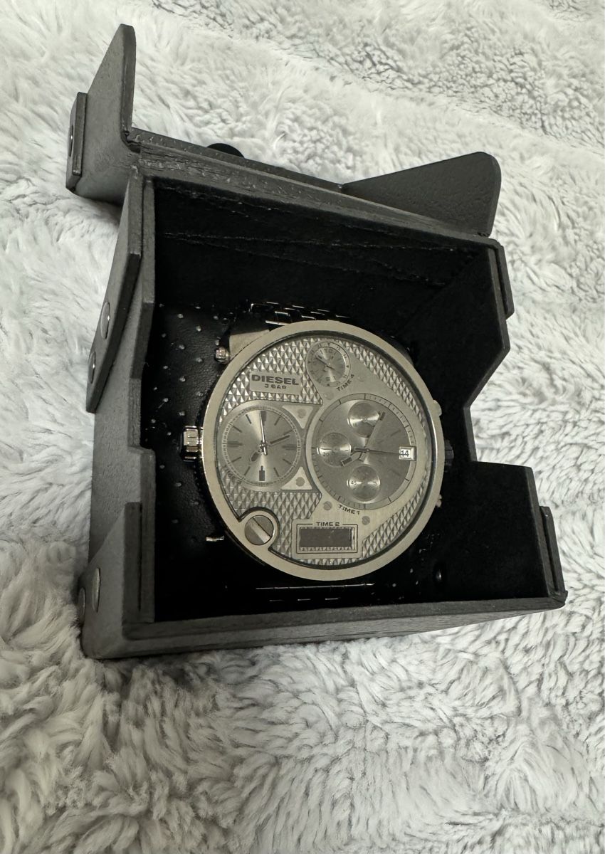 Diesel Orologi: DIESEL UHR MR. DADDY DZ7247 – Nuovo (secondo la descrizione) da Volketswil venduto da Knuschper