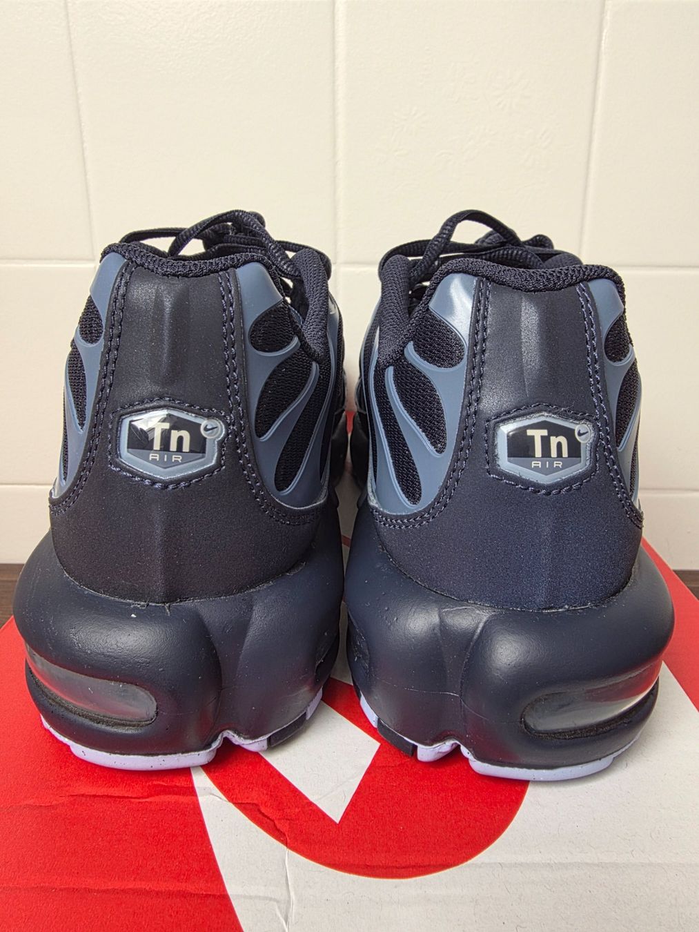 Nike Scarpe da uomo: Nike Air Max Plus TN – Nuovo e nell'imballaggio originale da Fleurier venduto da dav_xx8y 4