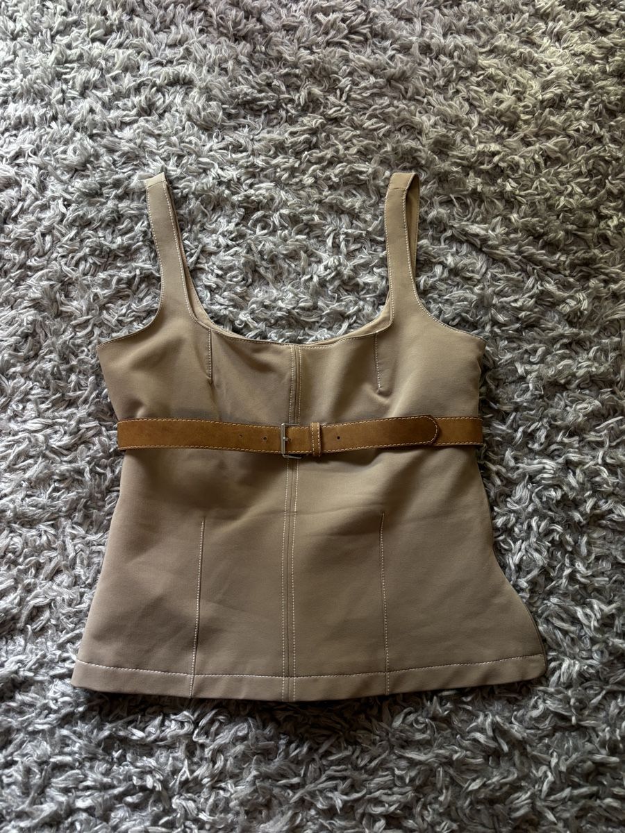Zara Tops: Zara Top beige Size S  – Neu (gemäss Beschreibung) aus Zürich von dil_mdn7
