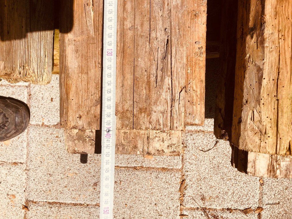Articoli in legno: 30 Laufmeter Altholzbalken, ca. 250 jährig – Usato da Haslen GL venduto da Willi17 3