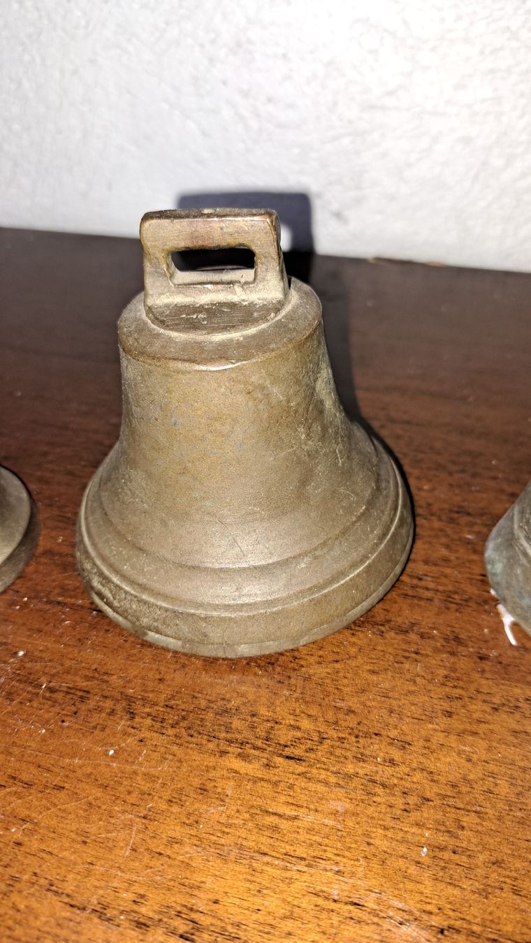 Cloches & sonnailles: Glocken Sammlung – D'occasion à Kölliken par Upcycling-by-Mc-TAM 2