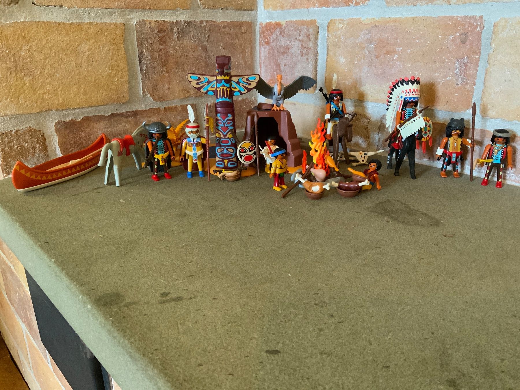 Playmobil Spielzeuge: Playmobil Indianer am Wasserfall – Gebraucht aus Burgdorf von rainerw07