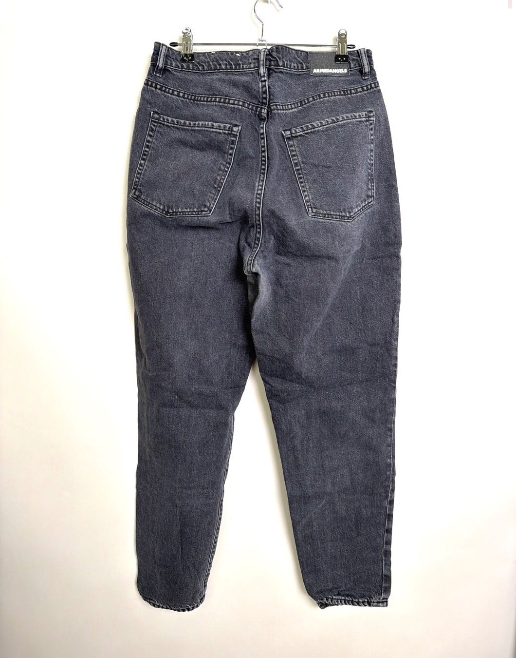 Jeans: ARMEDANGELS BLACK JEANS – Usato da Fribourg venduto da waves55 2