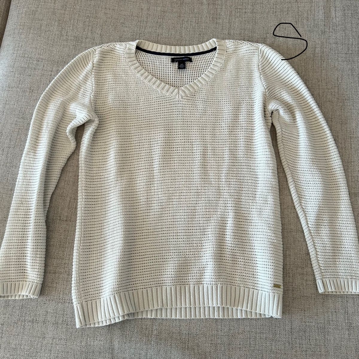 Tommy Hilfiger Maglioni & Felpe: Damen Pullover Tommy Hilfiger V-Ausschnitt Grau Grösse S – Usato da Ebikon venduto da luu_2x95 3