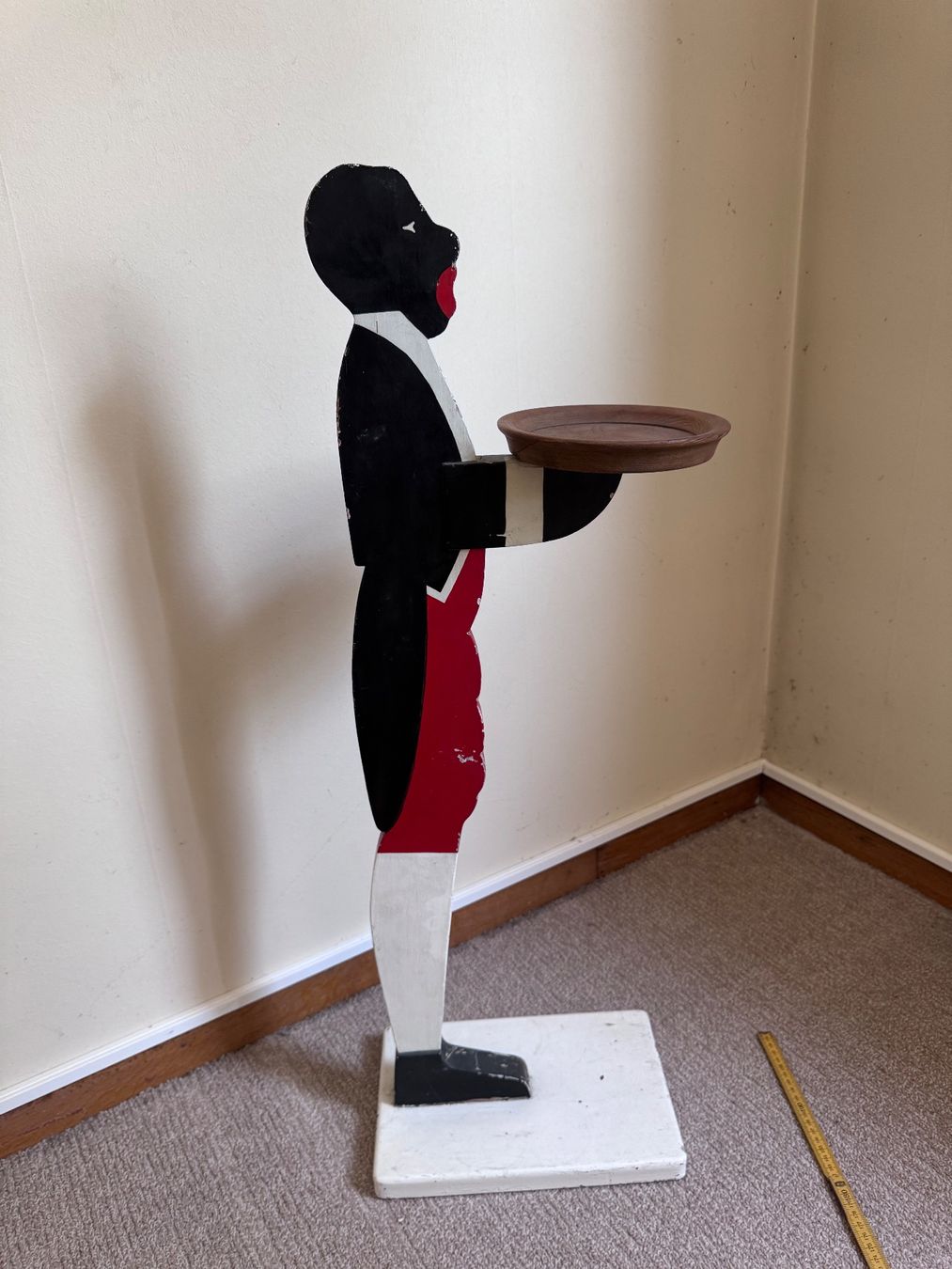 Figuren: Stummer Diener/Dekofigur mit Tablett – Gebraucht aus Zürich von 2013tg