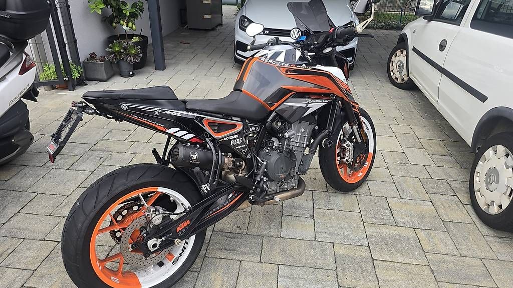KTM Strada: Ktm duke 790 – Usato da Cadenazzo venduto da Leomiski