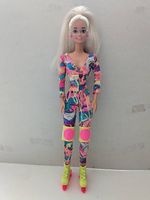 Sport Barbie mit Rollerskates