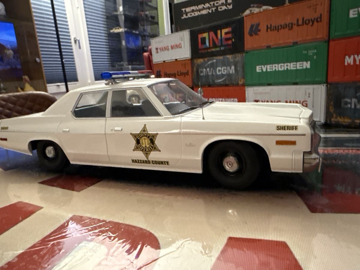 Dodge Modellini d'auto: Dodge Sheriff Hazzard County weiss Polizeiauto – Usato da Basel venduto da Zomeg 8