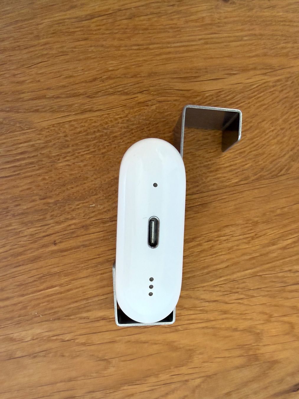 Apple Cuffie: APPLE AirPods Pro 2 Charging Case – Usato da Lausanne venduto da Nine1982 8