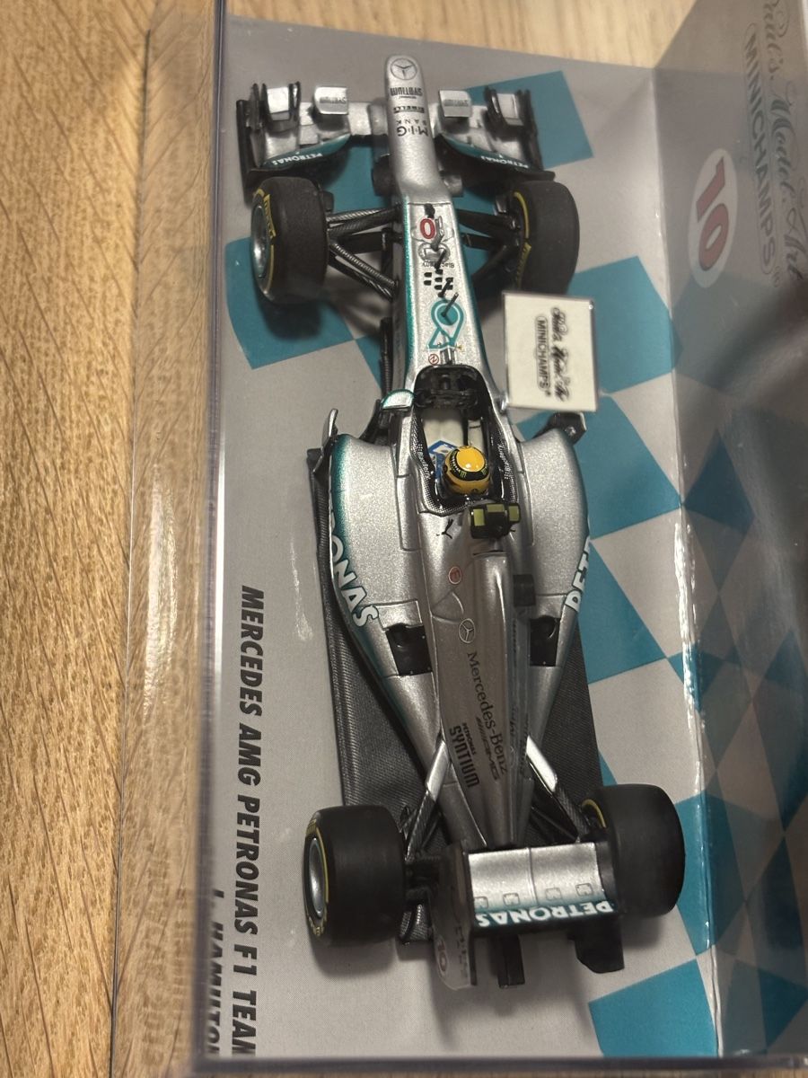 Minichamps Modellini d'auto: Limitiert - Lewis Hamilton Showcar 2013 – Nuovo (secondo la descrizione) da Suhr venduto da Speed_20 6